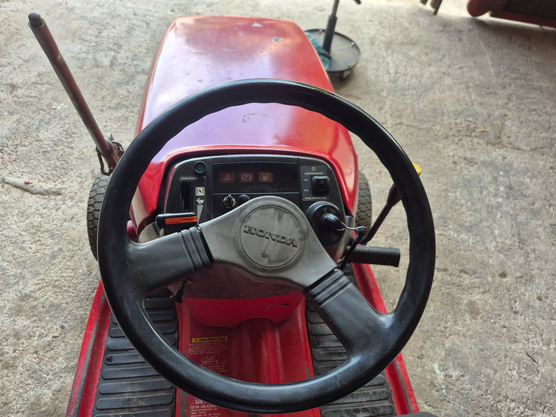 Honda Trattori: Honda H4514 mit Schneepflug – Usato da Zofingen venduto da Lerchbau99 4
