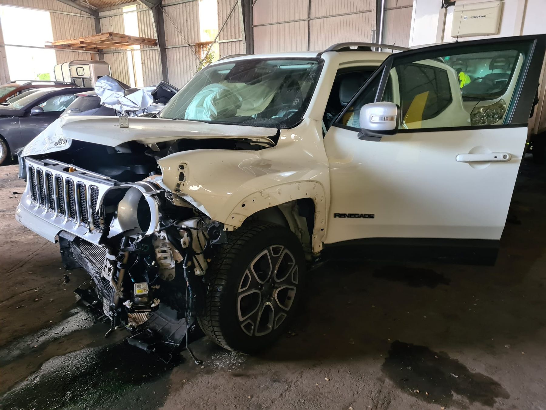 Jeep Autos: Unfallwagen – Défectueux à Kerzers par Pesche12 2
