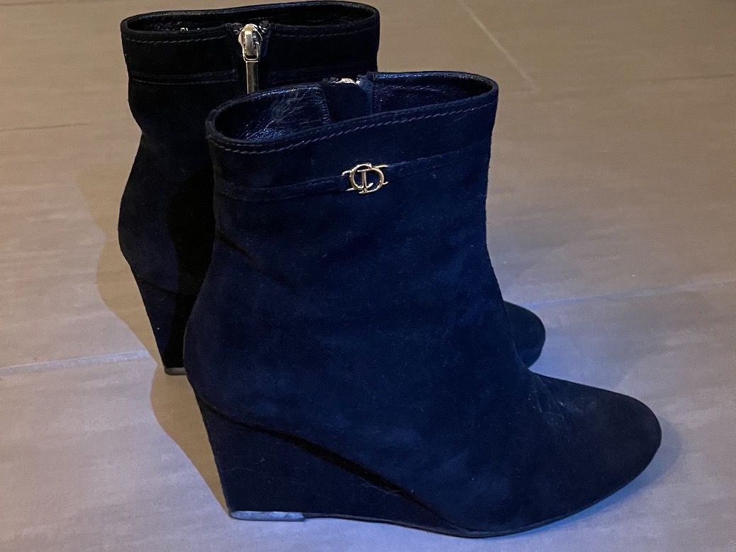 Dior Damenschuhe: Stiefeletten Dior Gr. 37/5 – Gebraucht aus Wädenswil von Climena
