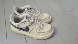 Nike Air Force 1 Kinder Turnschuhe beige Grösse 31.5