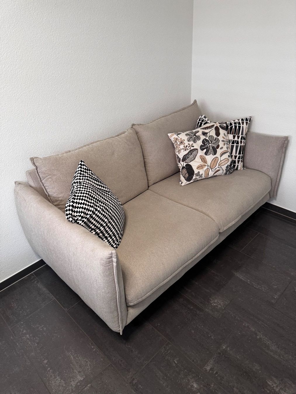 Micasa Sofas: Beiges Sofa 1.83m x 1m – Gebraucht aus Wettingen von marvinvr