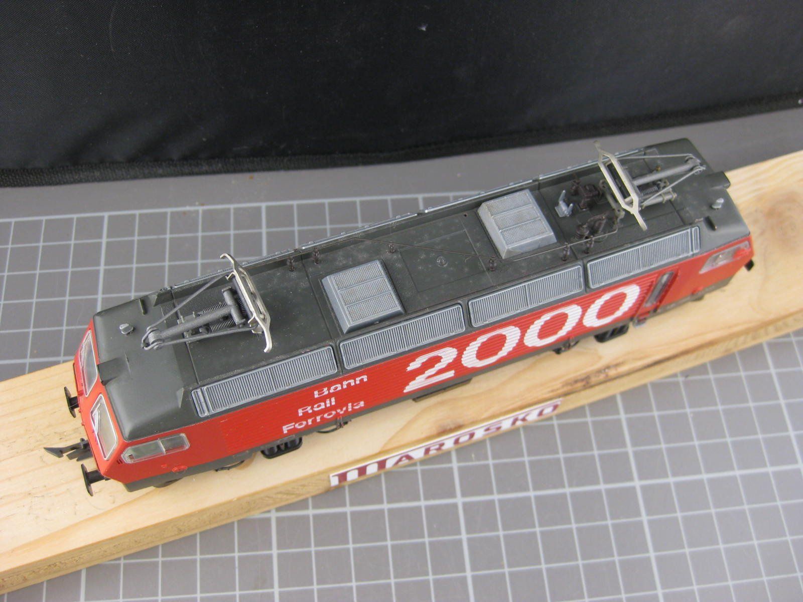 Roco Modellini di ferrovie: Roco 43512 SBB Re 4/4 IV Bahn 2000, mit OVP, H0, DC – Usato da Malters venduto da Marosko 1