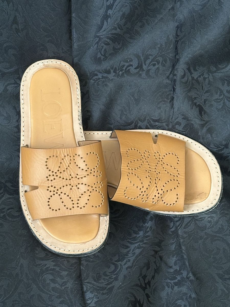 Loewe Scarpe da donna: Loewe Slippers 39 – Usato da Bern venduto da Maria003 1