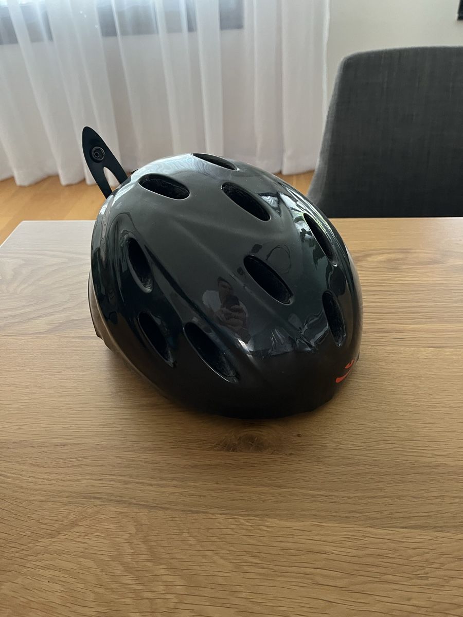Giro Caschi: Giro Skihelm – Usato da Luzern venduto da SammyE57