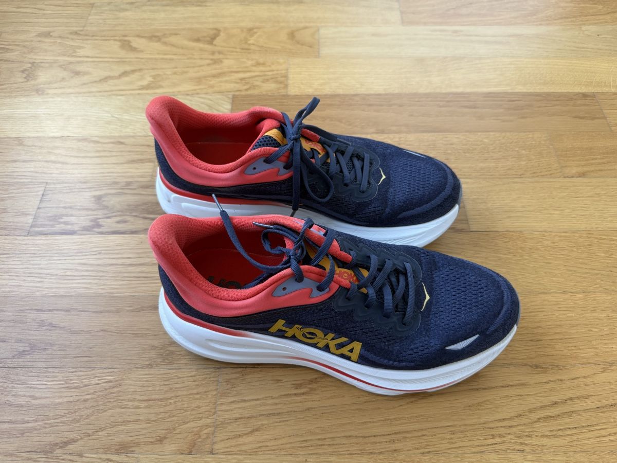 Hoka One One Scarpe da uomo: Hoka Bondi 9 44 2/3 – Usato da Rheinfelden venduto da Rheinfelder