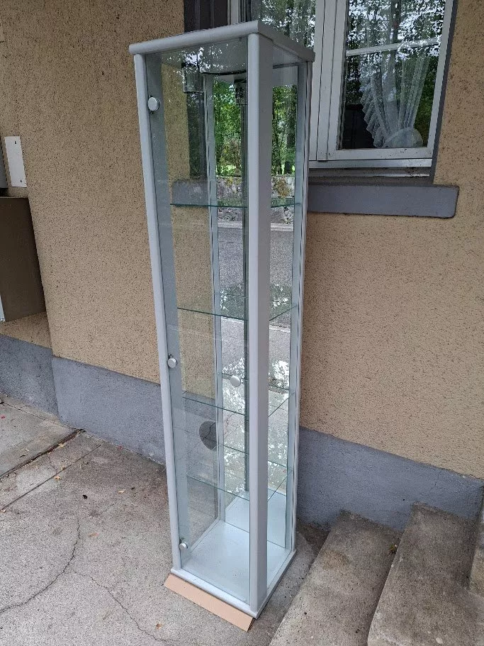 Vetrine: Glasvitrine – Usato da Amsoldingen venduto da Prohrer