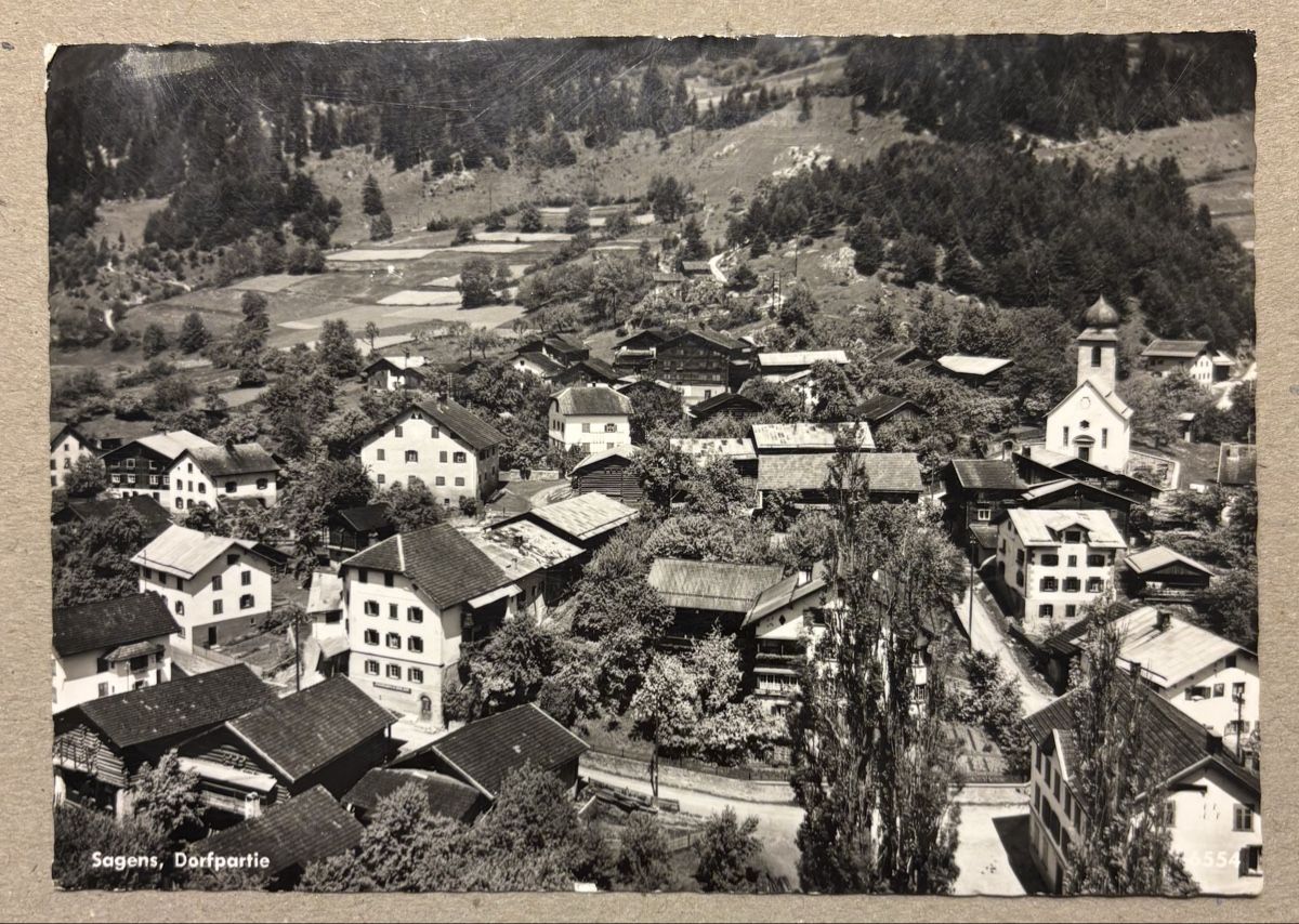 Cartoline postali: Ansichtskarte Sagens, Dorfpartie , Sagogn – Usato da Luzern venduto da Balbel