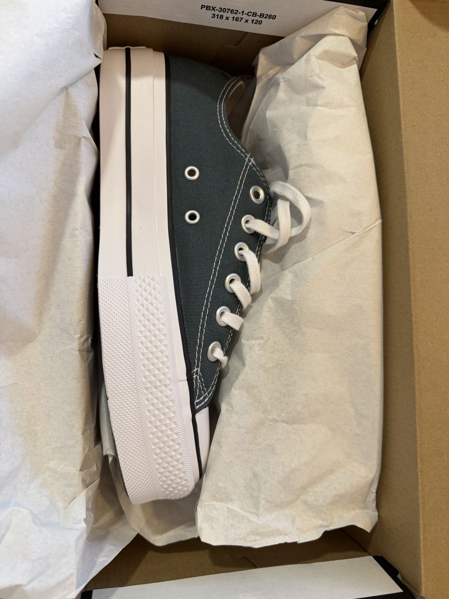 Herrenschuhe: Converse 39.5 – Neu und originalverpackt aus Belfaux von Rikardo.Switzerland 6