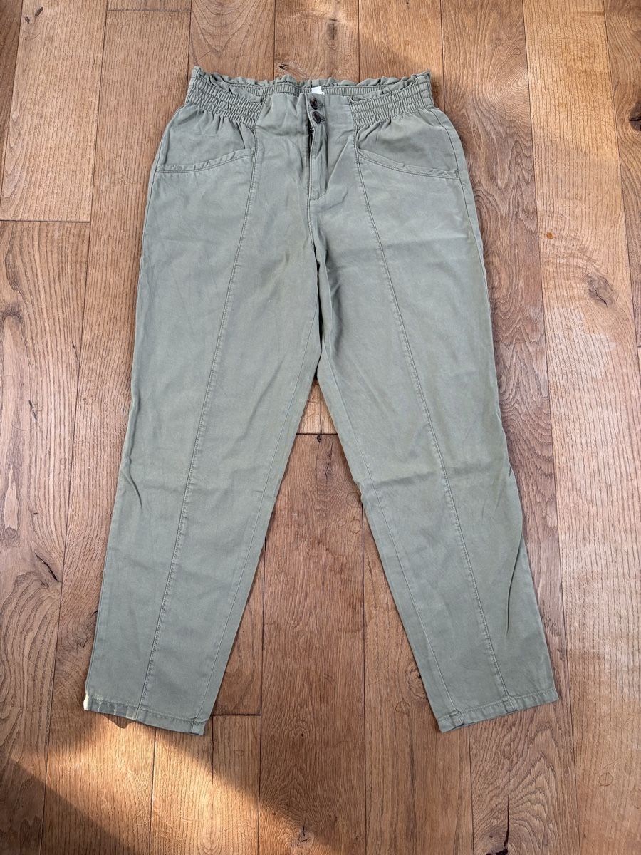 Esprit Pantaloni: Esprit leichte Sommerhose in Grösse 40  – Usato da Frauenfeld venduto da lin_77m9