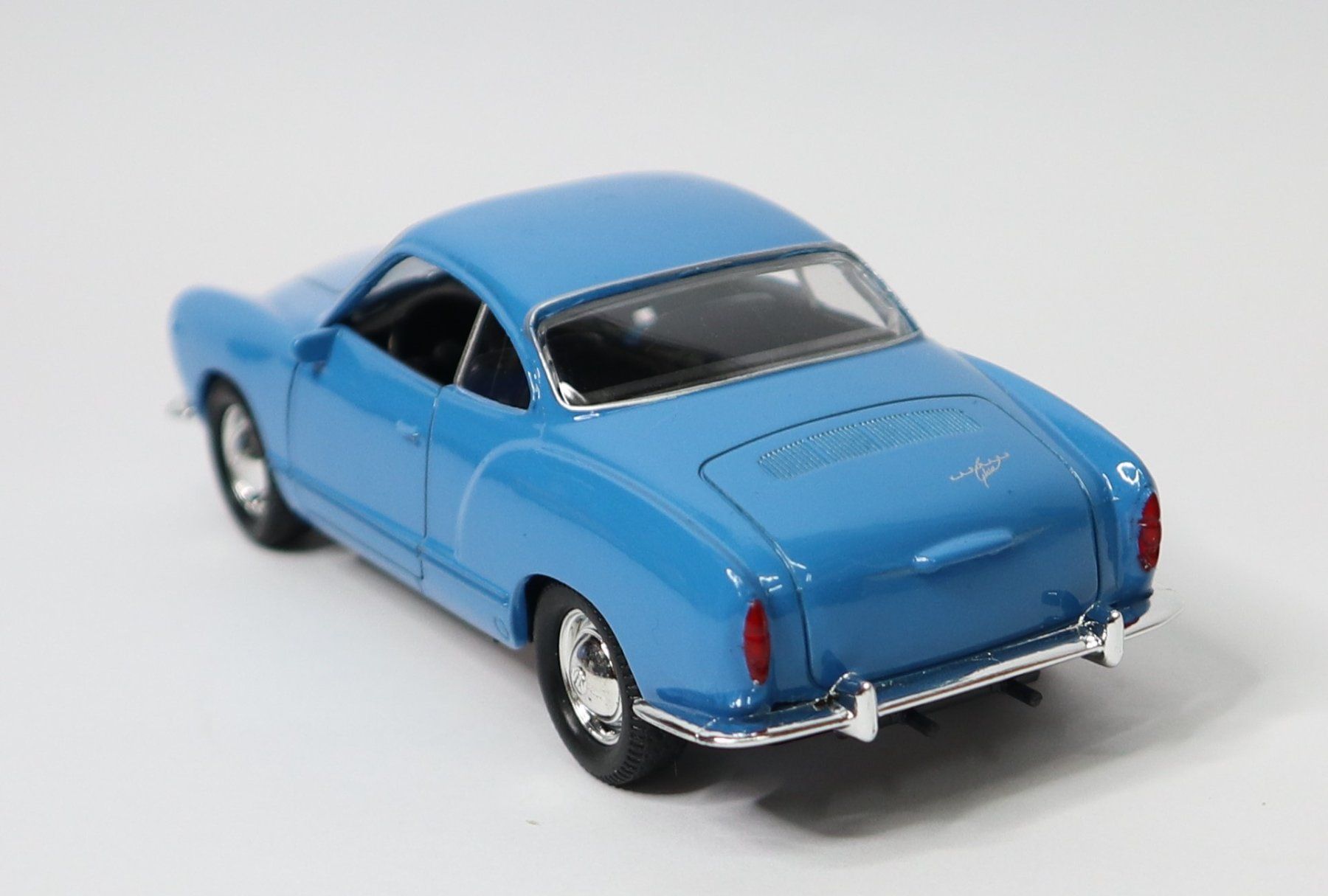 Volkswagen Modellini d'auto: VW Karmann Rückzugantrieb neu – Nuovo (secondo la descrizione) da Eschenbach SG venduto da Astalavista 2