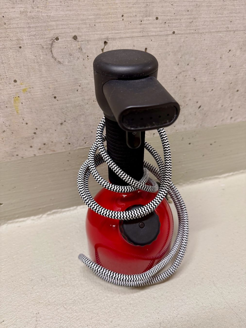 Dampfreiniger: 🥌 Laurastar Iggi Dampfreiniger – Gebraucht aus Zürich von fkocovski