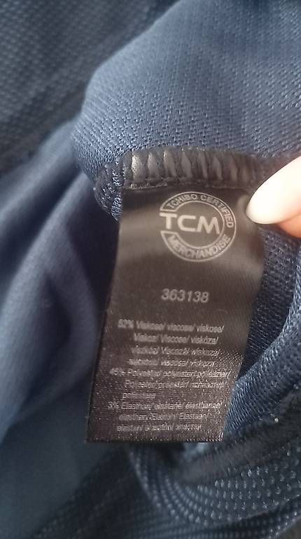 Pullover & Sweatshirts: Pullover mit Schösschen – Gebraucht aus Allschwil von Camy061 2