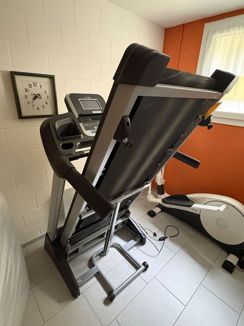 Hometrainer: SPIRIT XT185 Laufband – Usato da Zuzwil SG venduto da Zibu-3 5