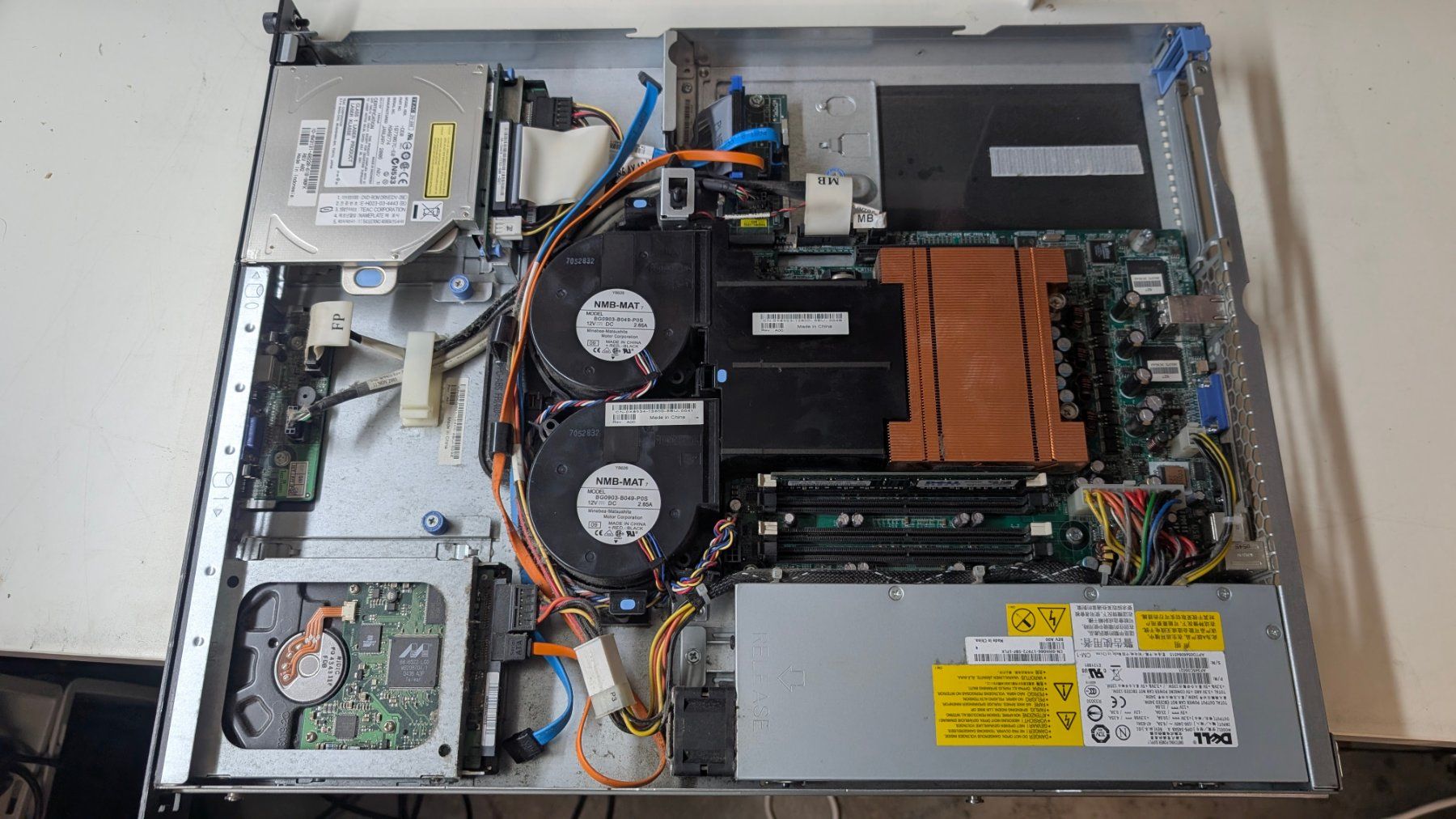 Dell Server: Dell PowerEdge 850 Server 2GB ECC startet ins BIOS – Usato da Zürich venduto da 1.Simon 6