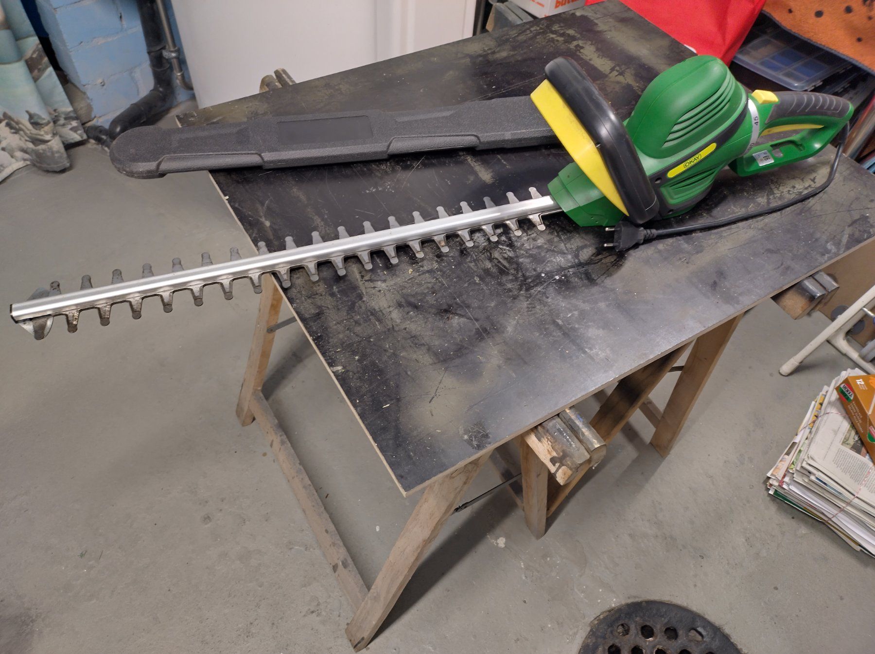 Tous les outils: Heckenschere – D'occasion à Altbüron par bestatter12 1