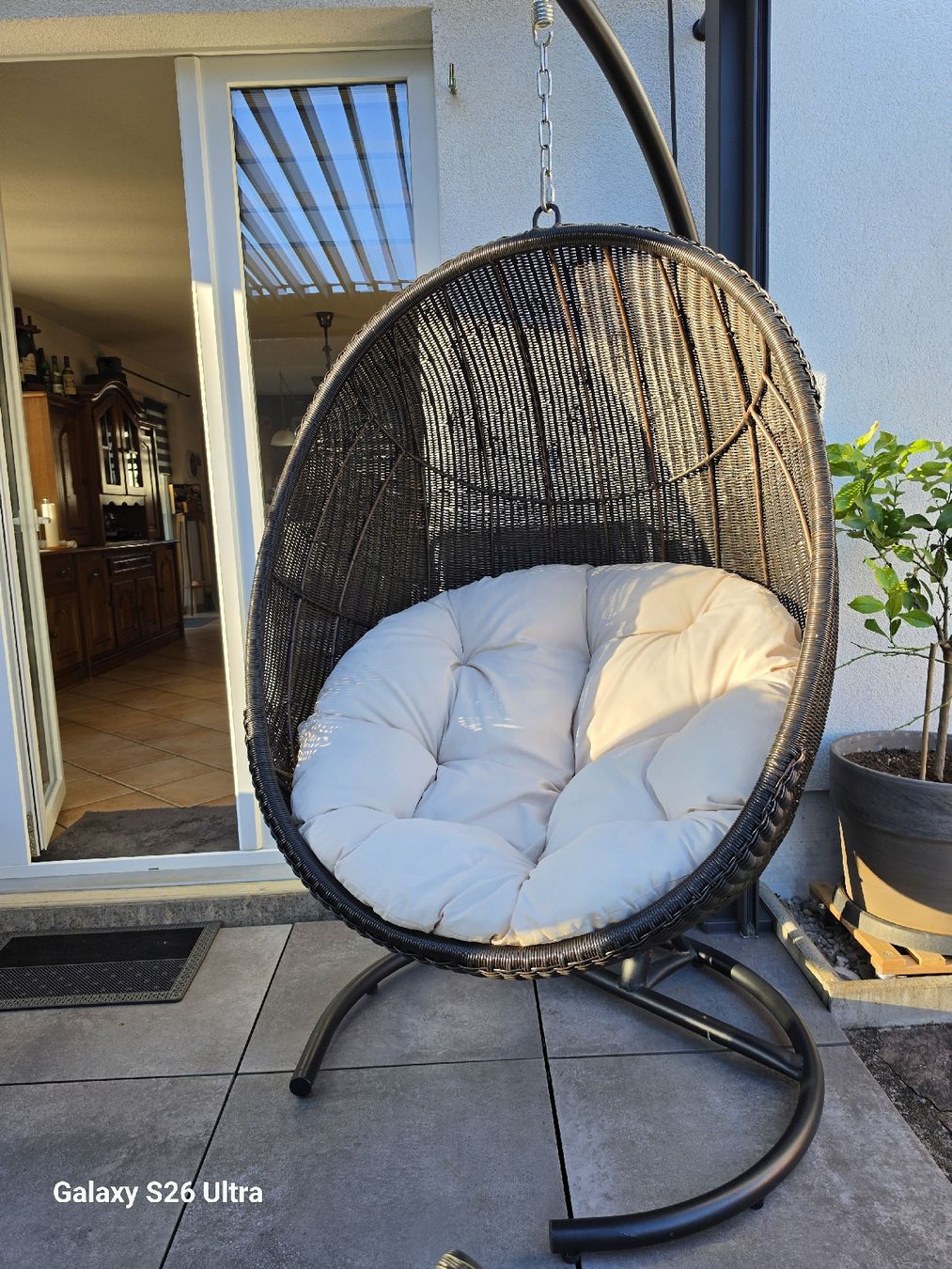 Sessel: Fauteuil "Oeuf" – Gebraucht aus Fleurier von Doun