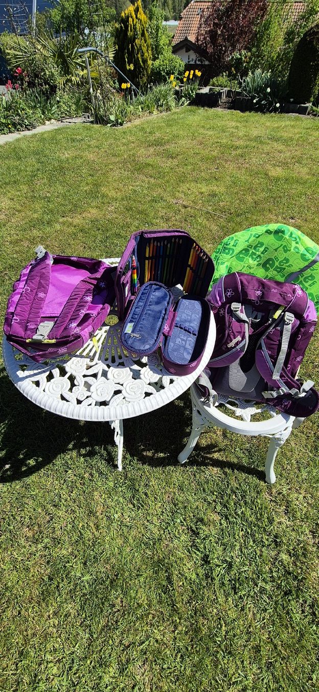 Borse & Zaini: Ergobag Schulrucksack & Sportrucksack Gratis Zubehör !!! – Usato da Oberwil-Lieli venduto da cla_j25n 1