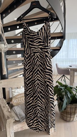 Schönes Sommerkleid im Zebra-Look von Margaritas, Gr. S