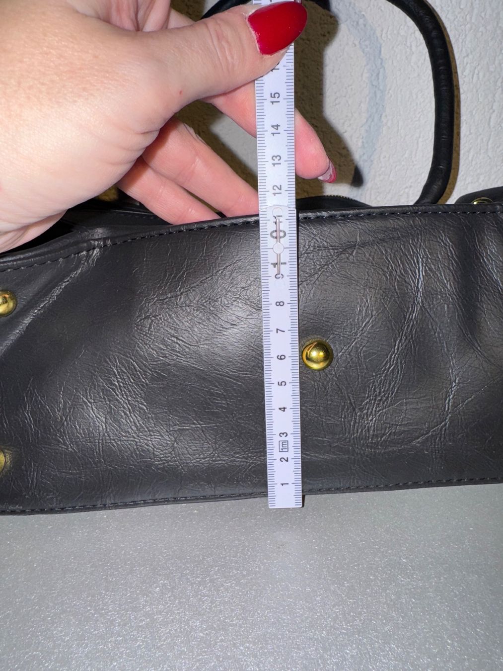 Borse da donna: schwarze Tasche – Nuovo (secondo la descrizione) da Grosswangen venduto da shoes.bags.and.co 6