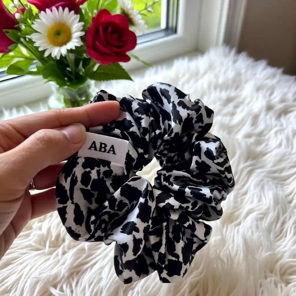 Accessori per capelli: Scrunchie Seide - Leopard - Haargummi Seide - Neu! – Nuovo e nell'imballaggio originale da Vals venduto da ABA-Atelier