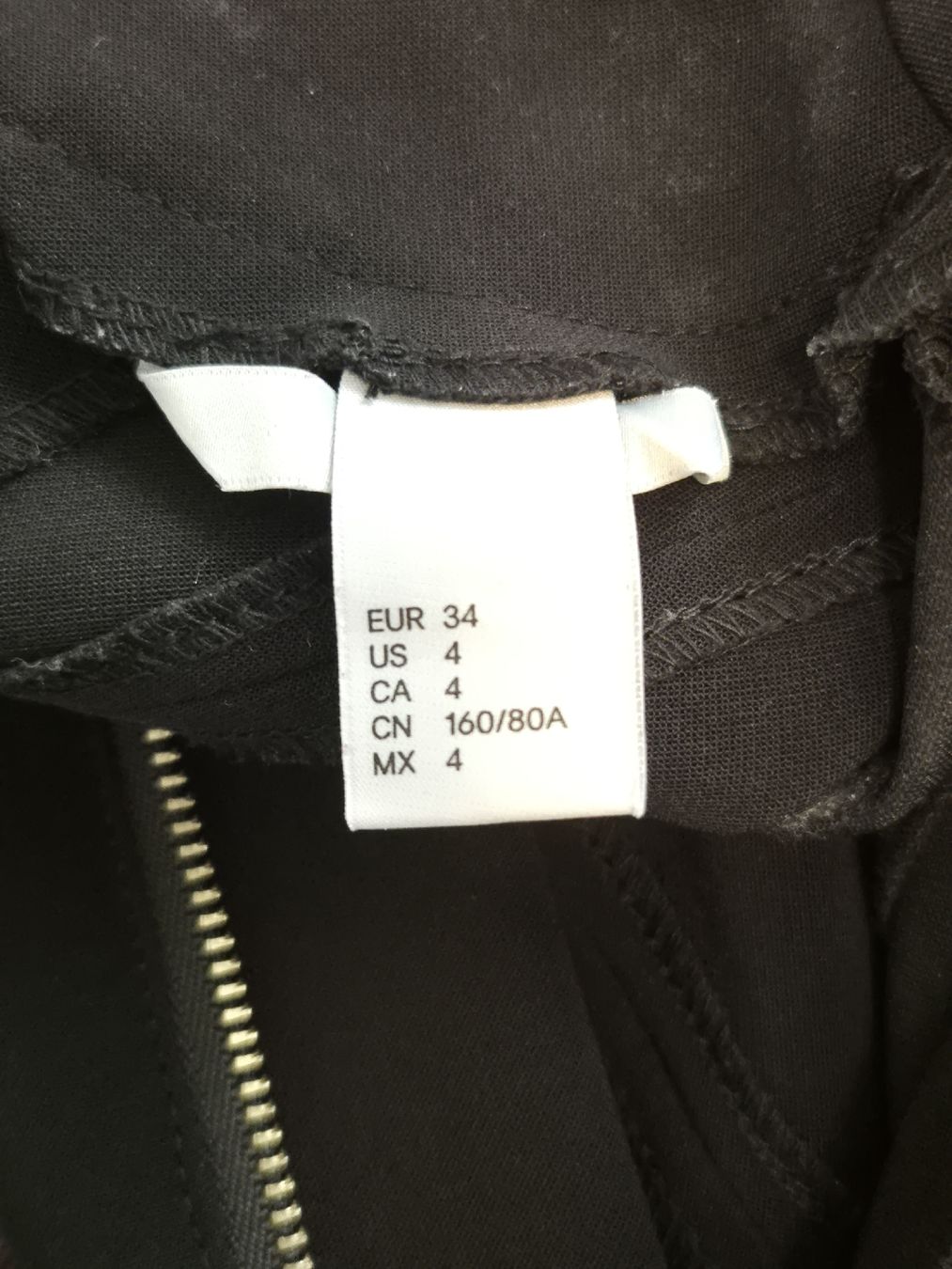 H&M Kleider: Schwarzes elegantes Kleid – Neu (gemäss Beschreibung) aus Strengelbach von ich1.0 3