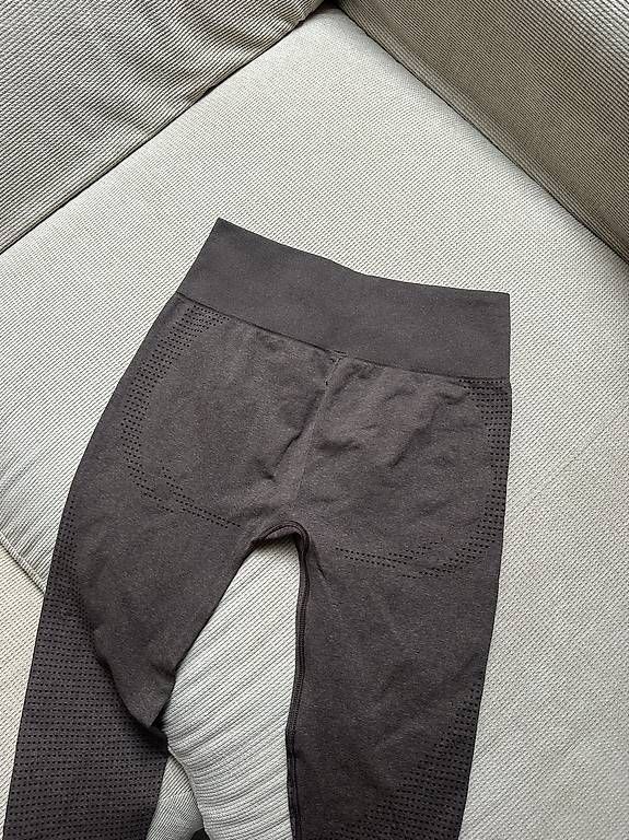 Leggings: Leggings GymShark marron – Nuovo e nell'imballaggio originale da Chardonne venduto da str_fq98 3