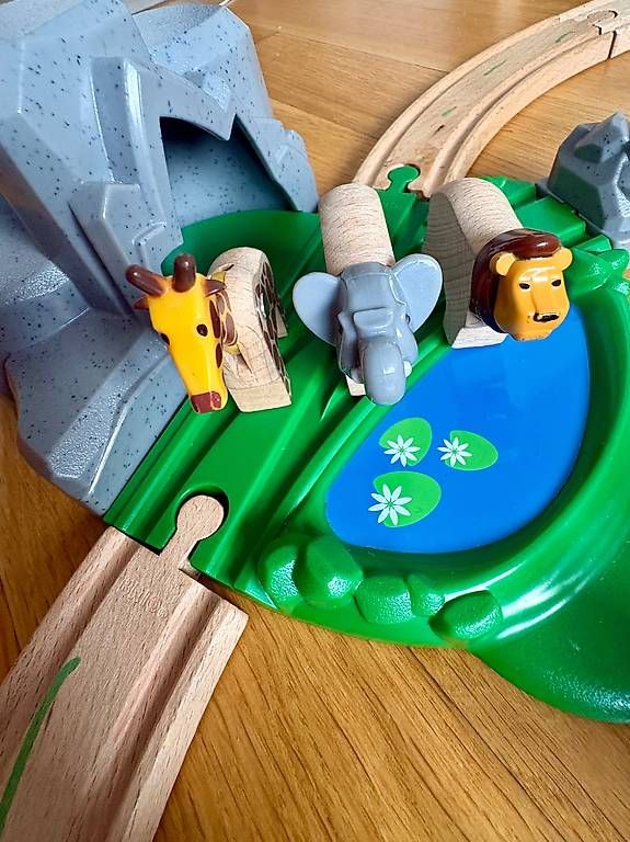 Brio Giocattoli: Circuit et trains BRIO – Usato da Nyon venduto da cin_v5bd 2