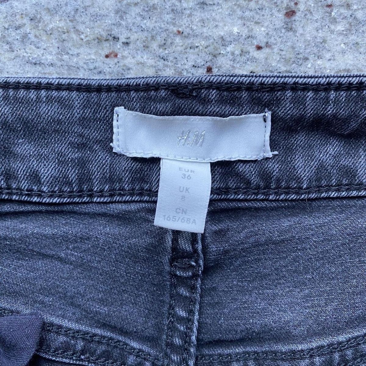 H&M Pantaloni: Short black + Short white – Usato da Arzo venduto da val_55vd 2