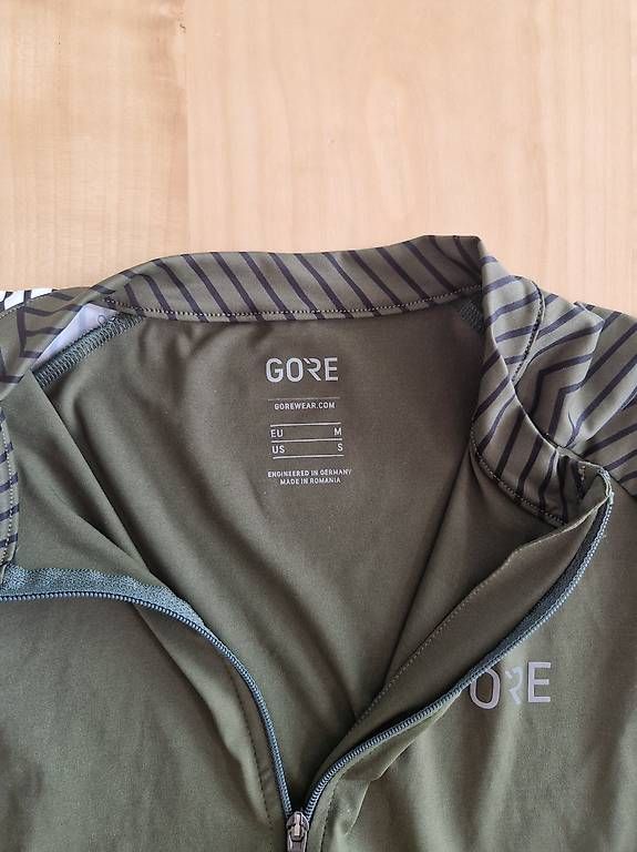 Pantaloni: Rennrad Jersey und Bibshorts – Usato da Zürich venduto da rem_7k86 2