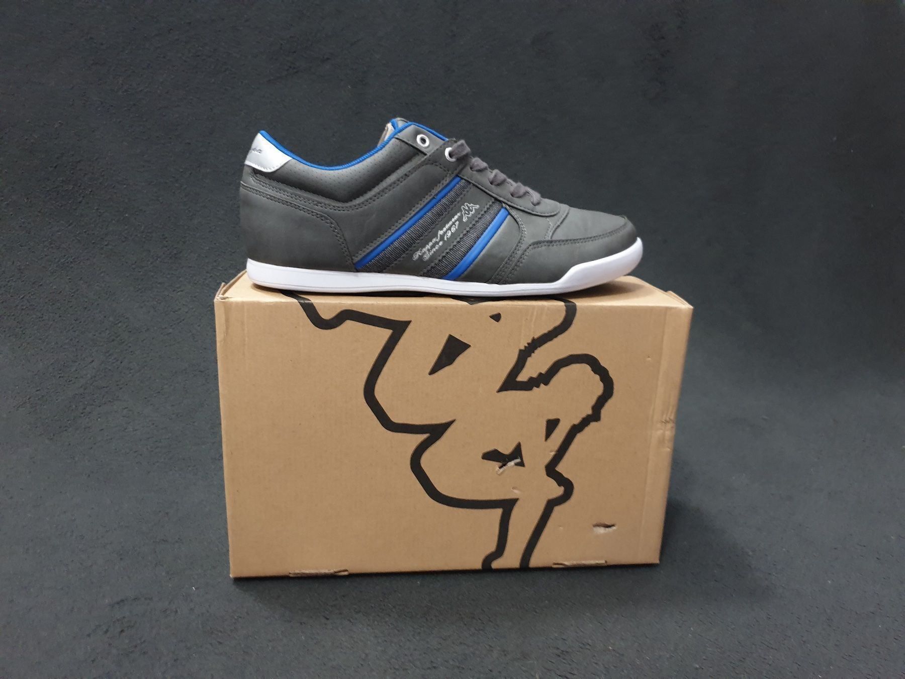 Kappa Scarpe da uomo: KAPPA LOTIF D2 / DK GREY / GR. 42 / 27 CM – Nuovo e nell'imballaggio originale da Zürich venduto da LIQUIDATOR.CP