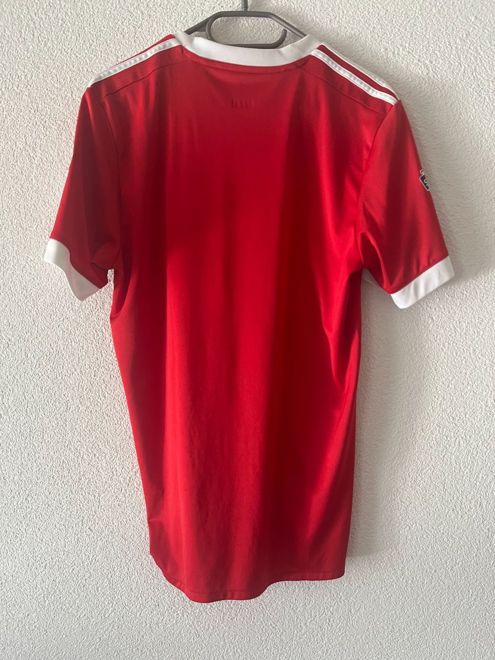 Adidas Canottiere & Pantaloni: Maillot Adidas Nottingham Forest taille M – Usato da Collombey venduto da Bastien1889 2