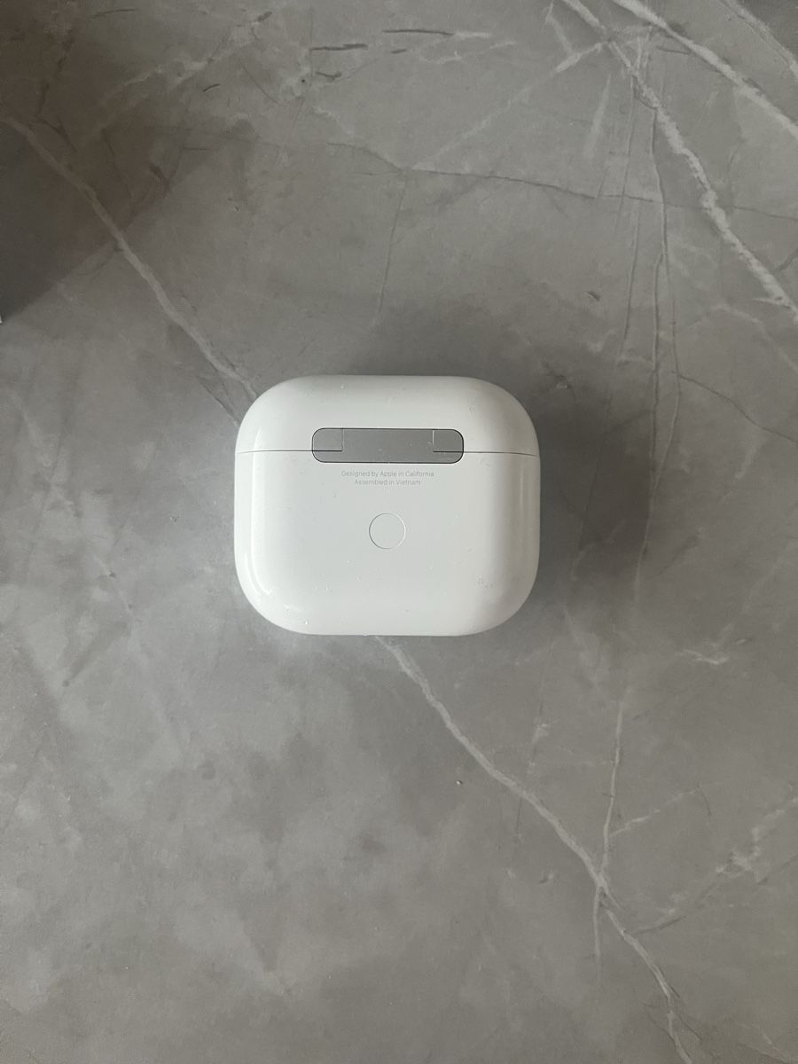 Apple Cuffie: Apple Air Pods 3 Gen – Usato da Birsfelden venduto da Joel-94 3