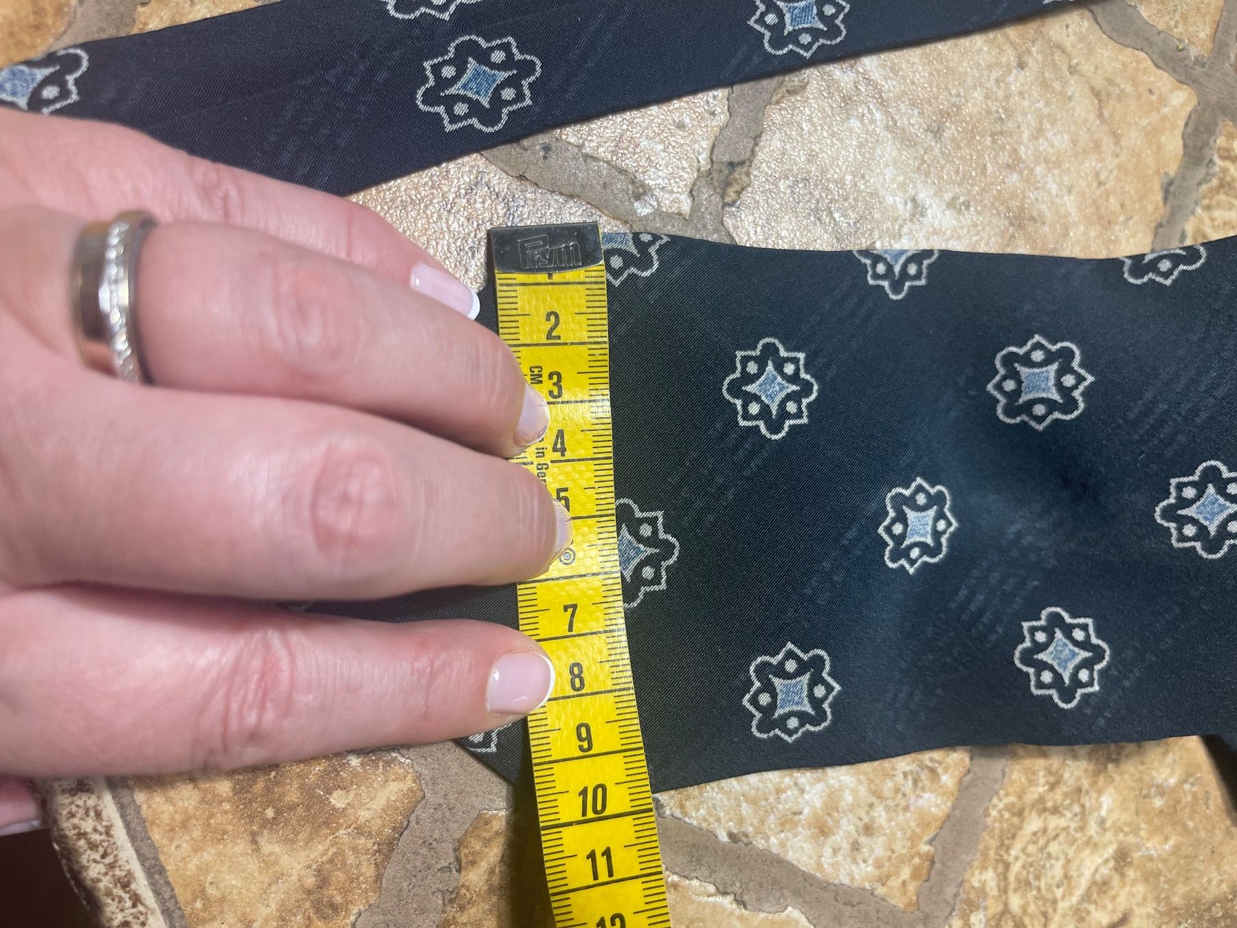 Armani Krawatten: Armani cravatta di seta-Uomo-glamour e elegante – Neu (gemäss Beschreibung) aus Gordevio von LanaZimm 7