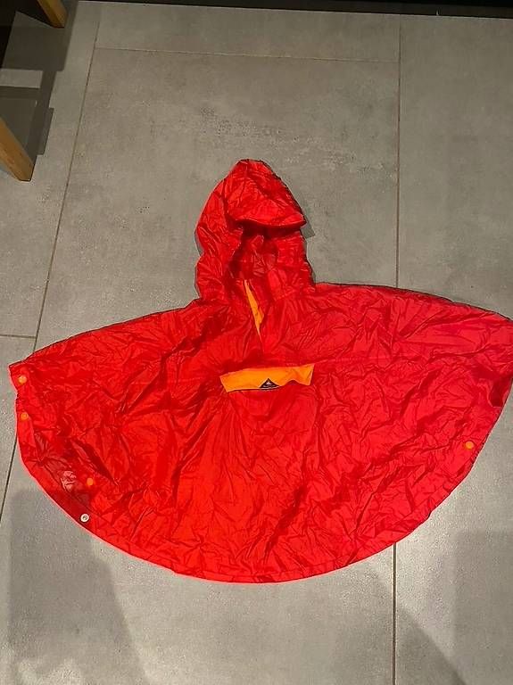 Altro in  Abbigliamento & Accessori: Cape de pluie – Usato da Semsales venduto da lor_2lvn