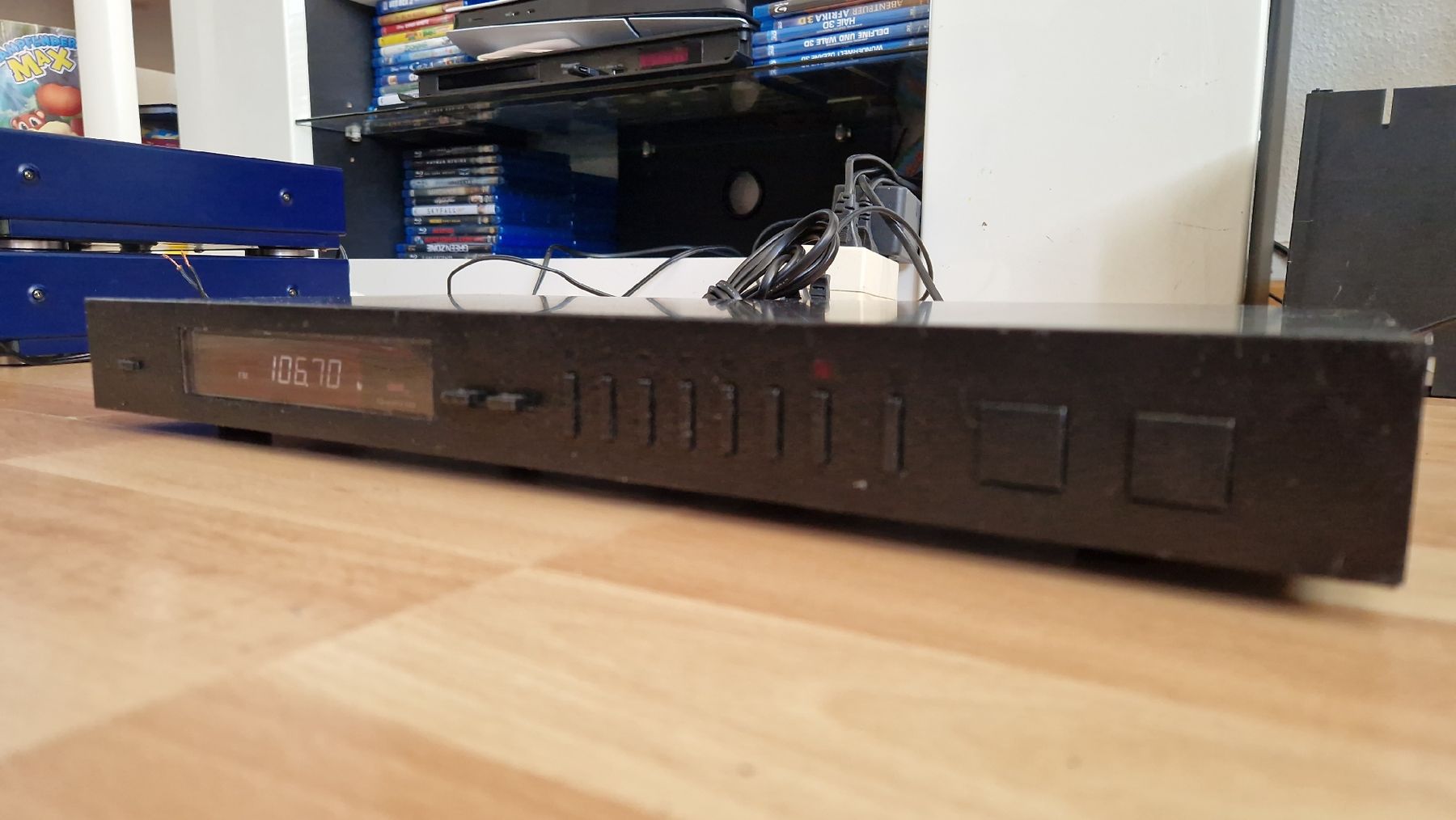 Technics Radio: TECHNICS SYNTHESIZER TUNER ST-S3 – Usato da Zürich venduto da Arianco 2