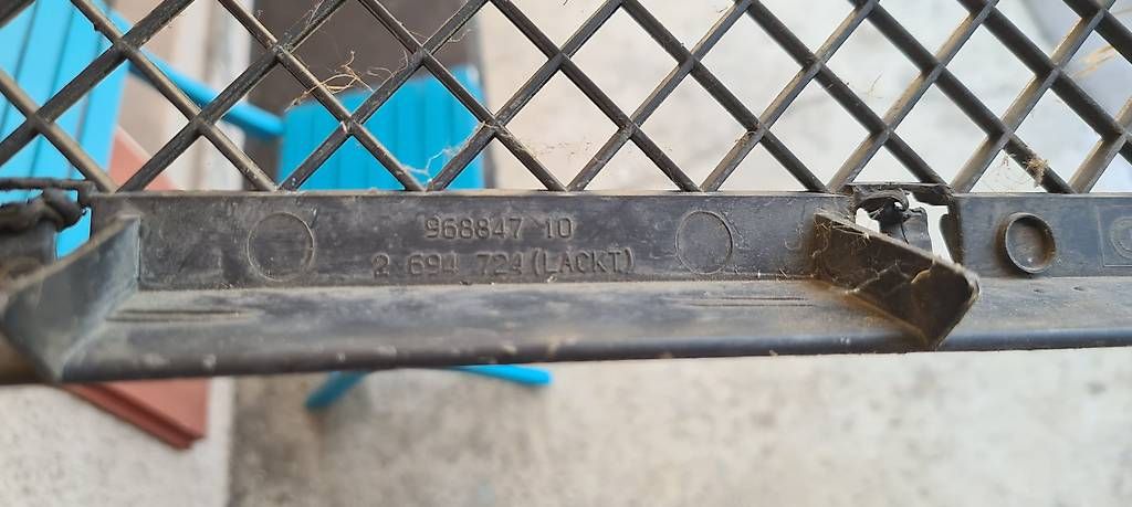 Tutti pezzi di ricambio auto: Grille pare choc BMW M3 E46 – Usato da Corseaux venduto da zaballos 2