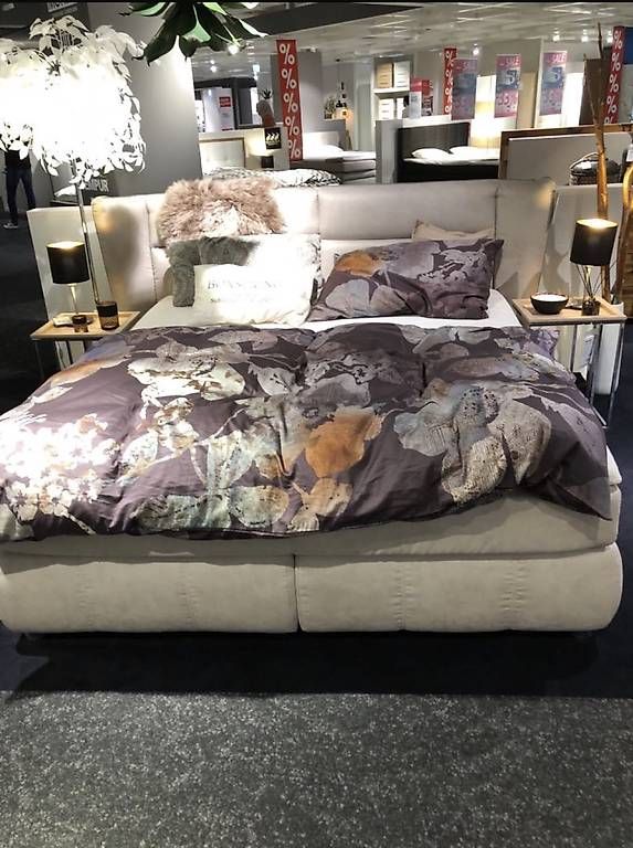 Interio Letti: Boxspringbett – Usato da Kriessern venduto da Type-S