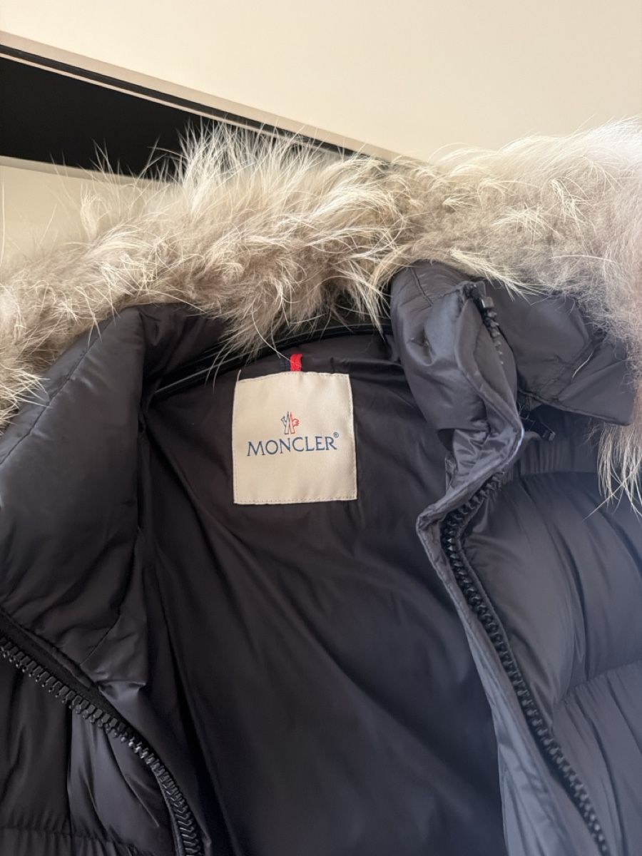 Moncler Vestes: Moncler jacket long  – Neuf (Voir description) à Hausen AG par nik_9sg2 2