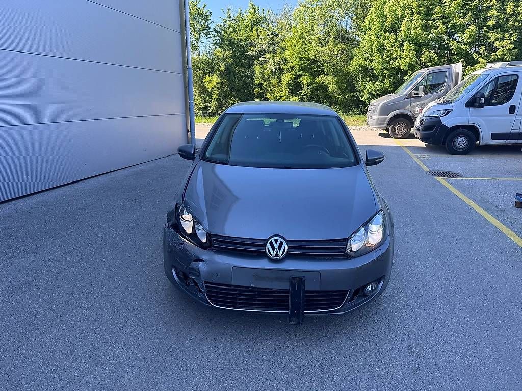 Automobili: VW Golf 2.0 TDI Comfortline – Usato da Orbe venduto da shk_jrw5 4