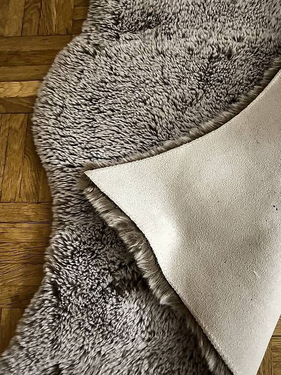 Teppiche: Kunstfell Teppich – Gebraucht aus Sulgen von AldinaA. 1
