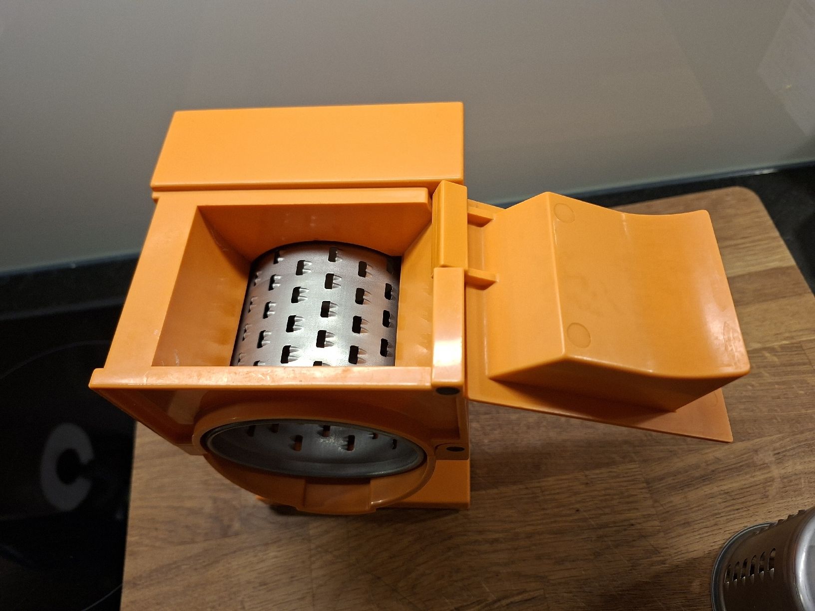 Zyliss Elettrodomestici da cucina: zyliss trommelreibe orange – Usato da Meinisberg venduto da MartinaM1972 4