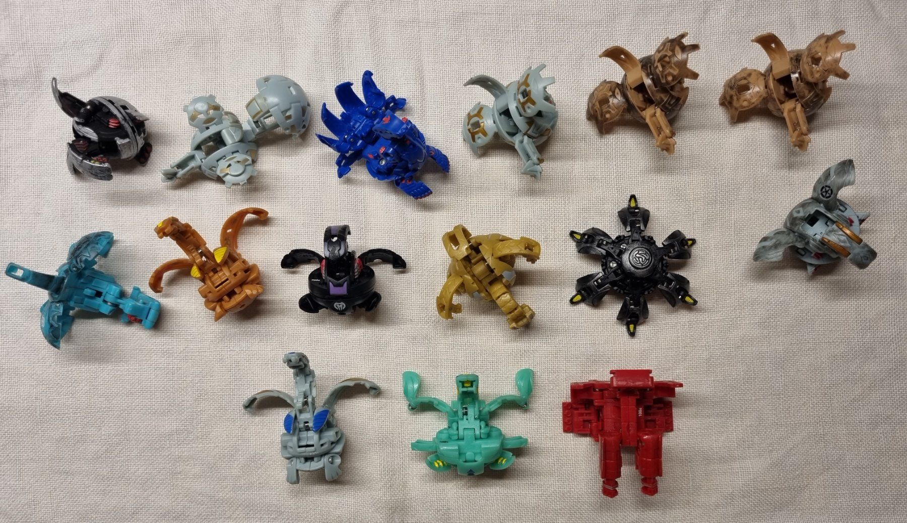 Giochi: Bakugan Set komplett - Figuren, Arena & Karten – Usato da Derendingen venduto da ada_l9pb 5