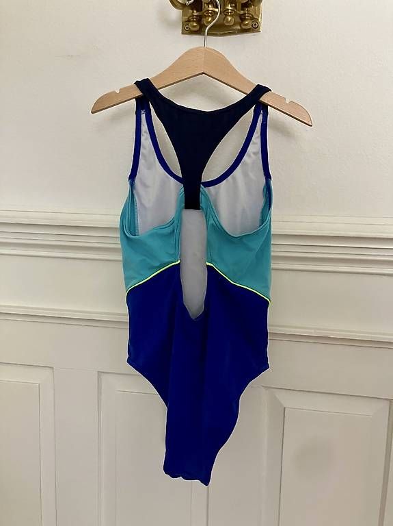Costumi da bagno & Bikini: Badekleid 146 / 152 – Usato da Zürich venduto da apfel018 1