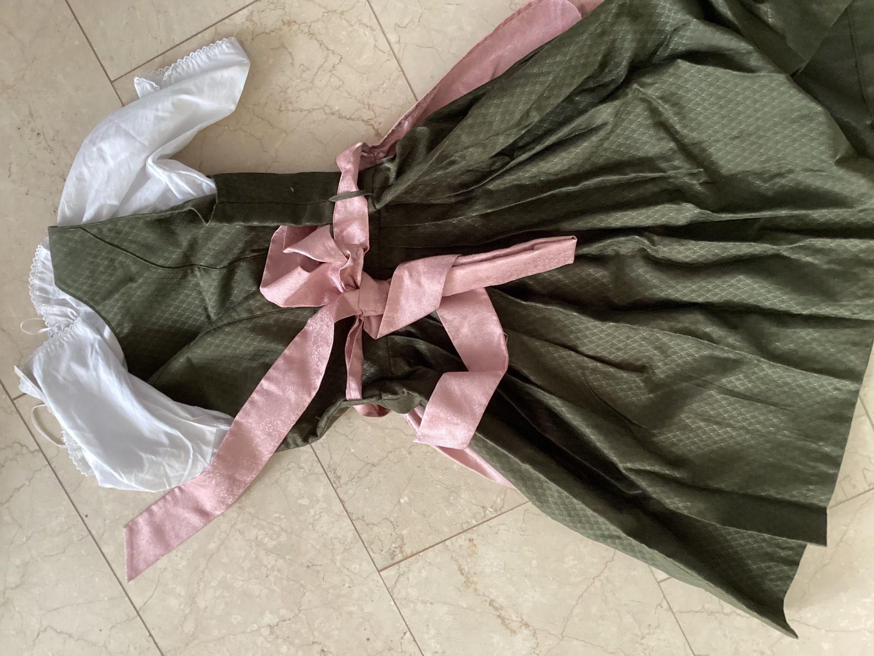 Vestiti: Marjo Dirndl inkl. Bluse von Stockerpoint – Nuovo (secondo la descrizione) da Flüelen venduto da ne08 2
