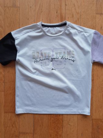 T-Shirt Mädchen Grösse 122