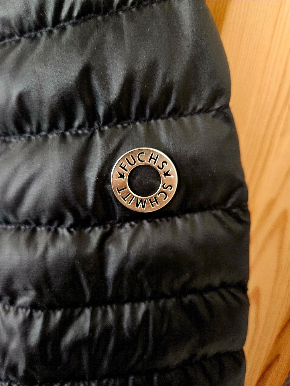 Fuchs Schmitt Giacche: Leichte Steppjacke Fuchs Schmitt schwarz – Nuovo (secondo la descrizione) da Luzern venduto da DaSi9354 4