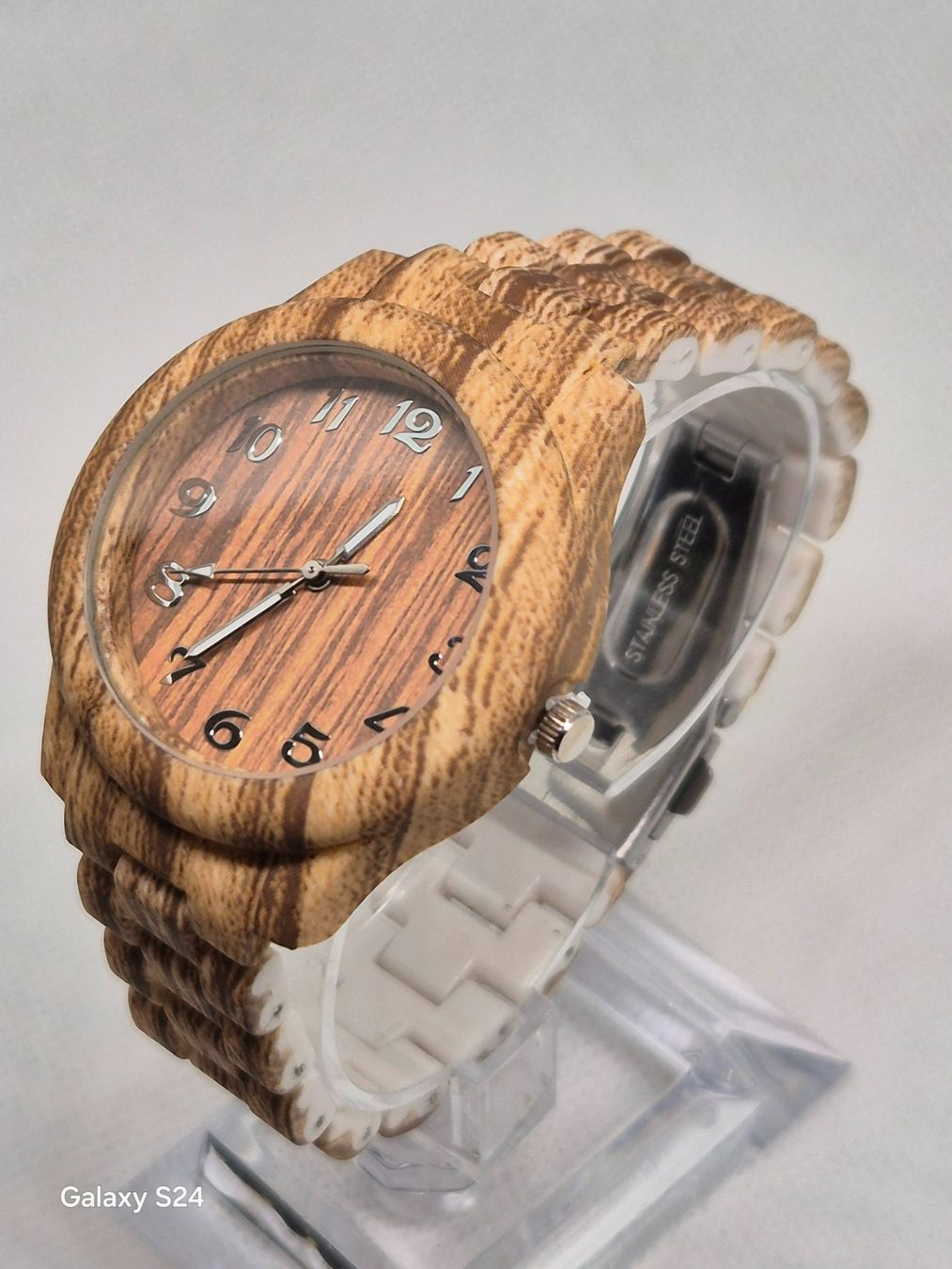 Orologi: Holzfarbene Kunststoff-Armbanduhr, einzigartiger Stil! – Nuovo (secondo la descrizione) da Losone venduto da bal_gfp6 2