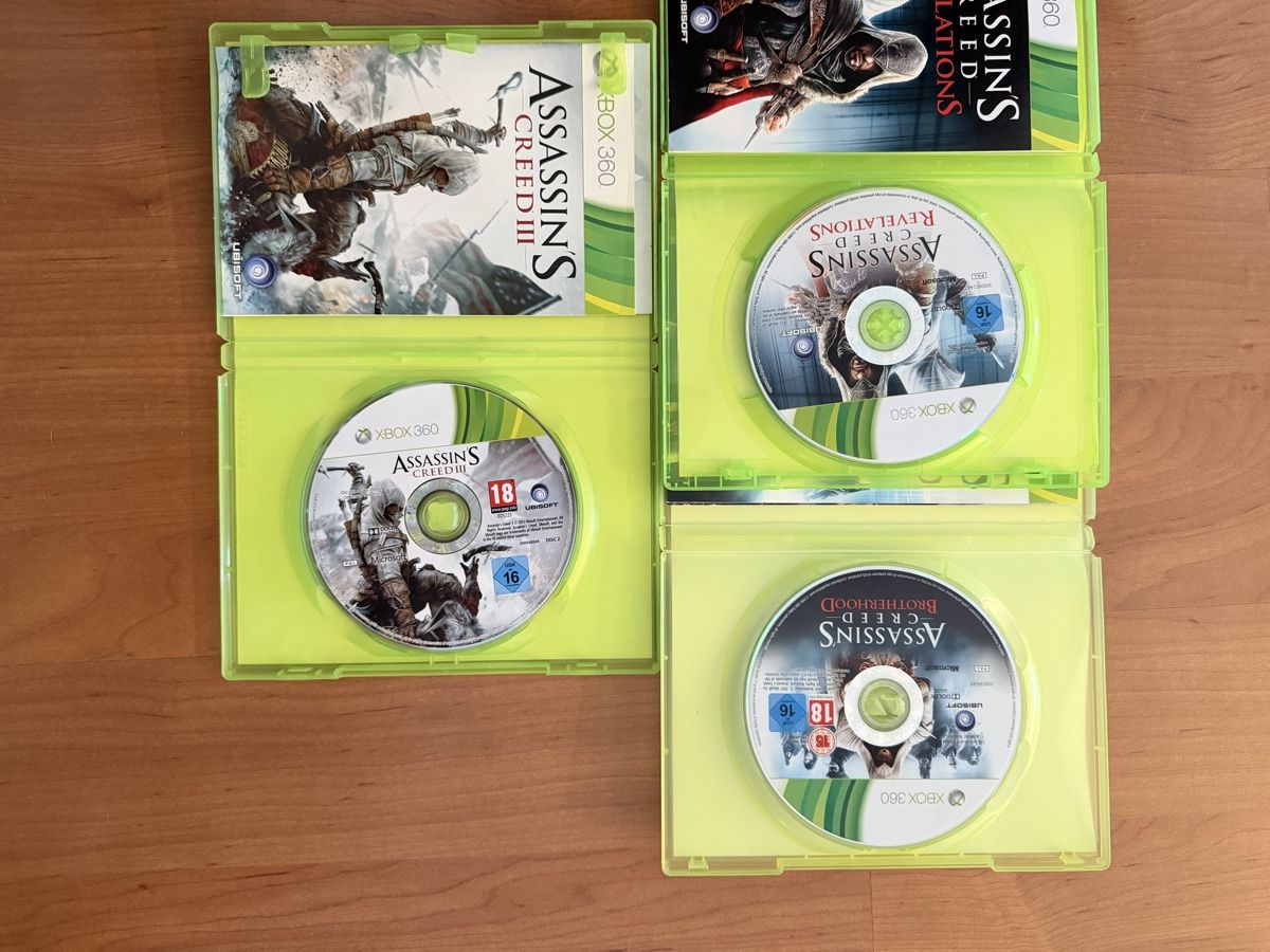 Microsoft Jeux: 3 Assassins Creed Xbox 360 Games – D'occasion à Hendschiken par Jamie2006 2