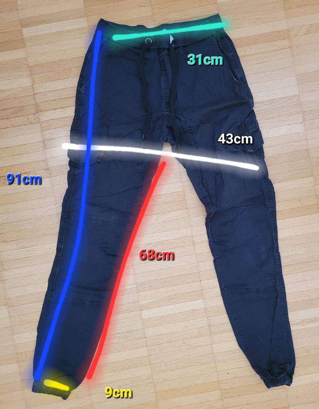 Pantaloni: 24. Pantalon cargo noir Spencer, taille S – Usato da Villars-sur-Glâne venduto da m66_dch5 1