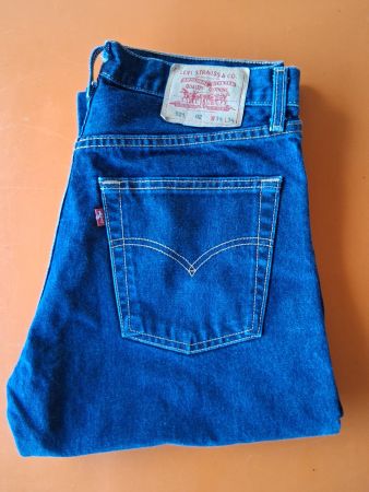 Levi Strauss 521 Jeans W34 L34 dunkelblau fast wie neu